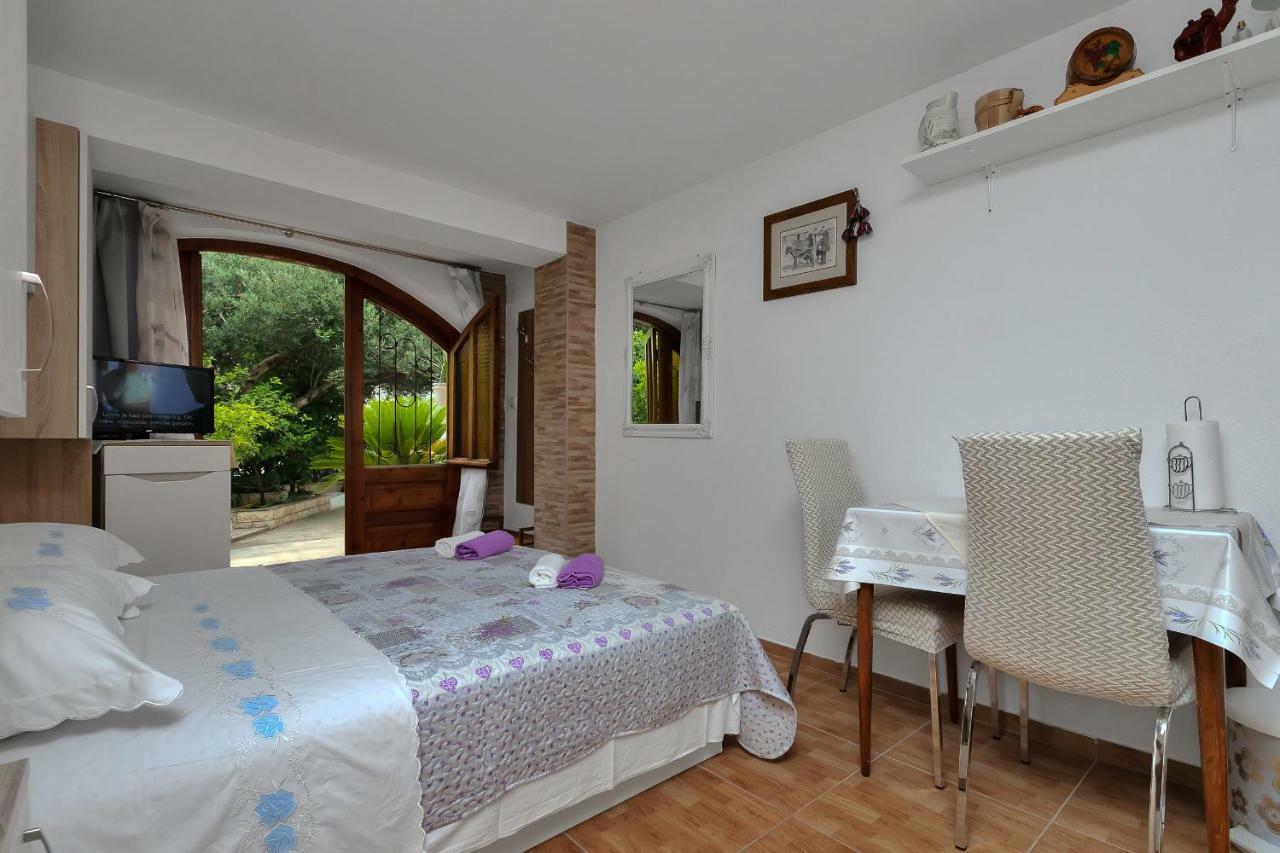 Apartments Marija Makarska Buitenkant foto